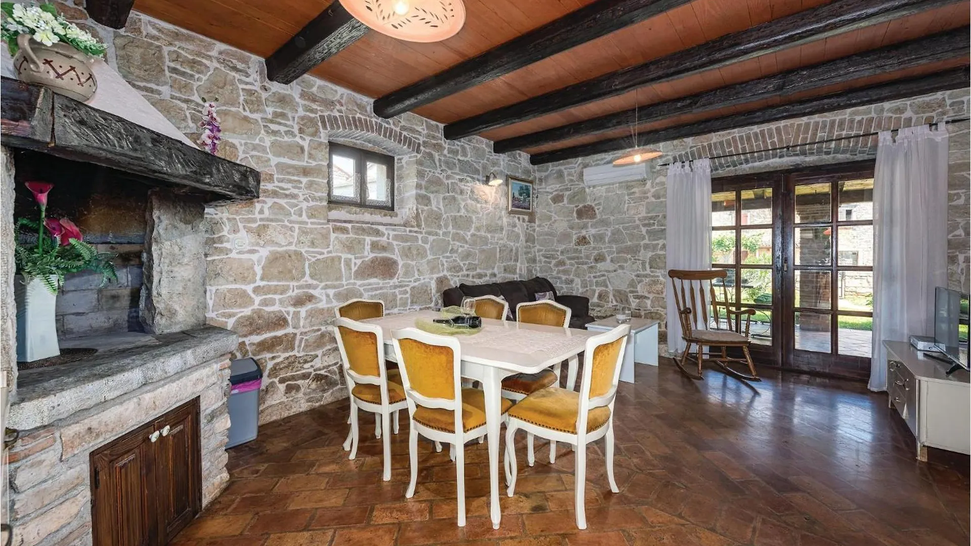 Holiday home Beautiful Home In Porec With Wifi